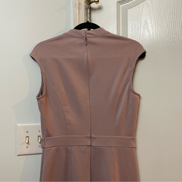 Mock neck slim dress - Picture 6 of 9